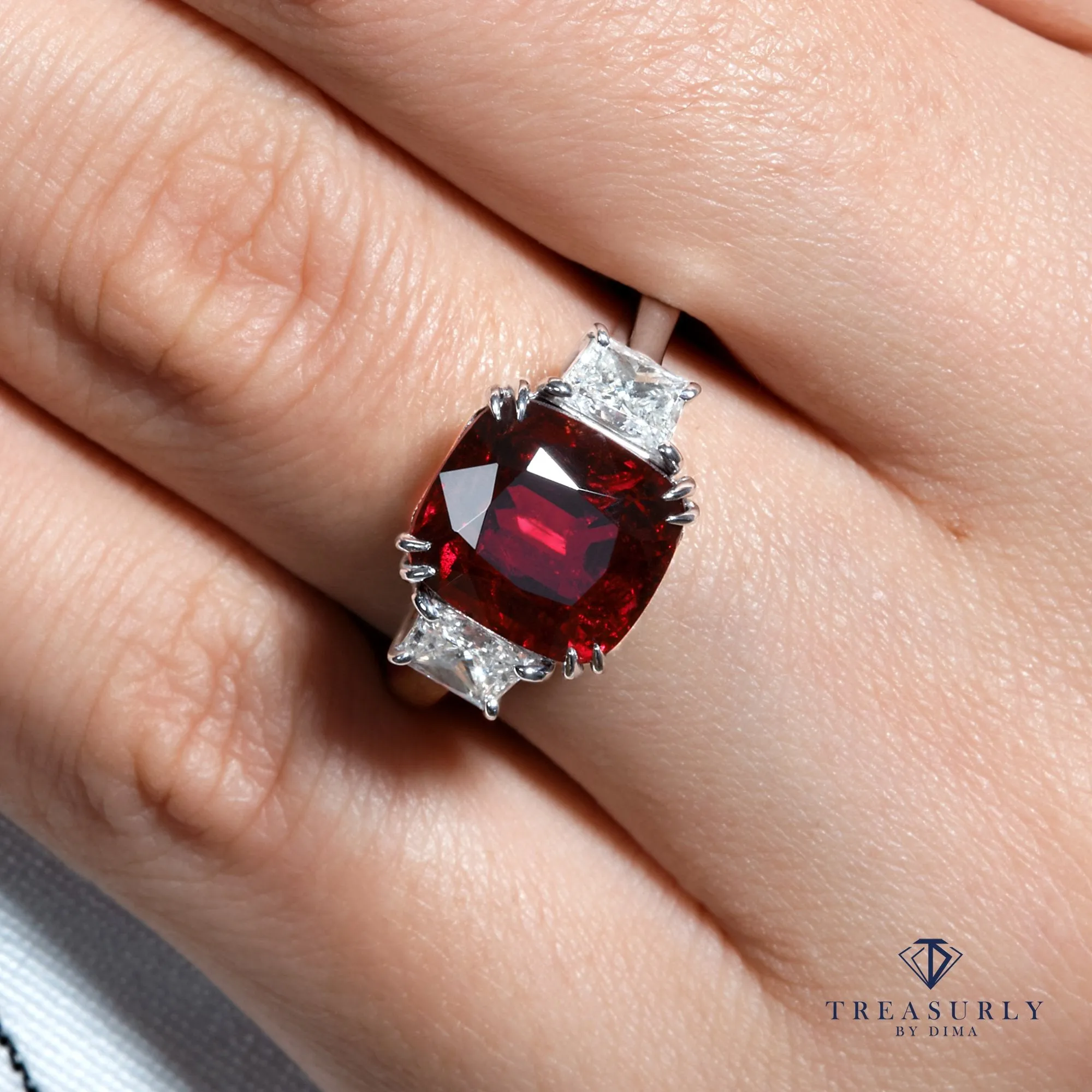 AGL 5.50ct Natural BURMA No-Heat Vivid Red SPINEL & Diamond 3 Stone Vintage Ring