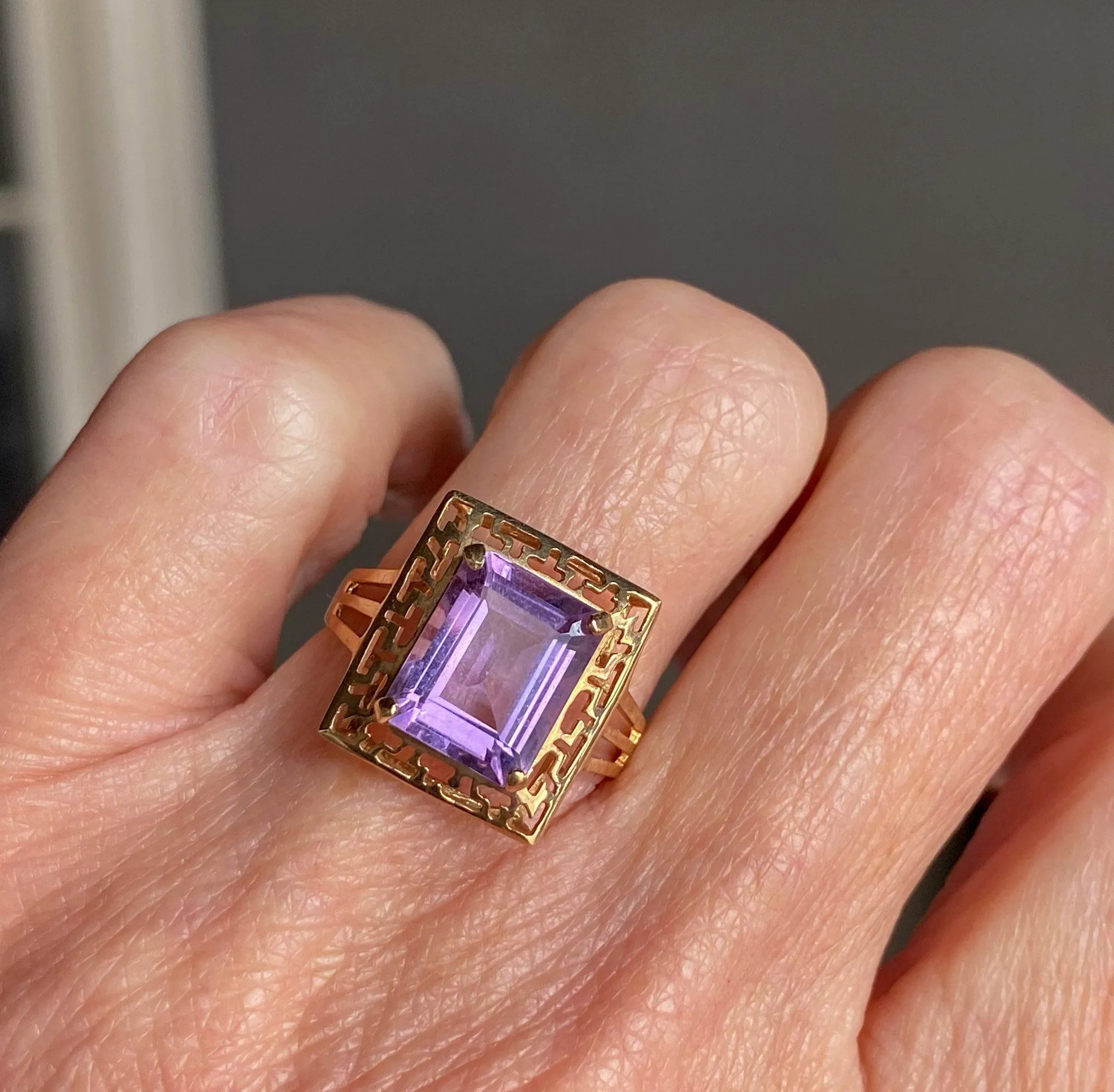 Amethyst Gold Greek Key Pattern Retro Ring