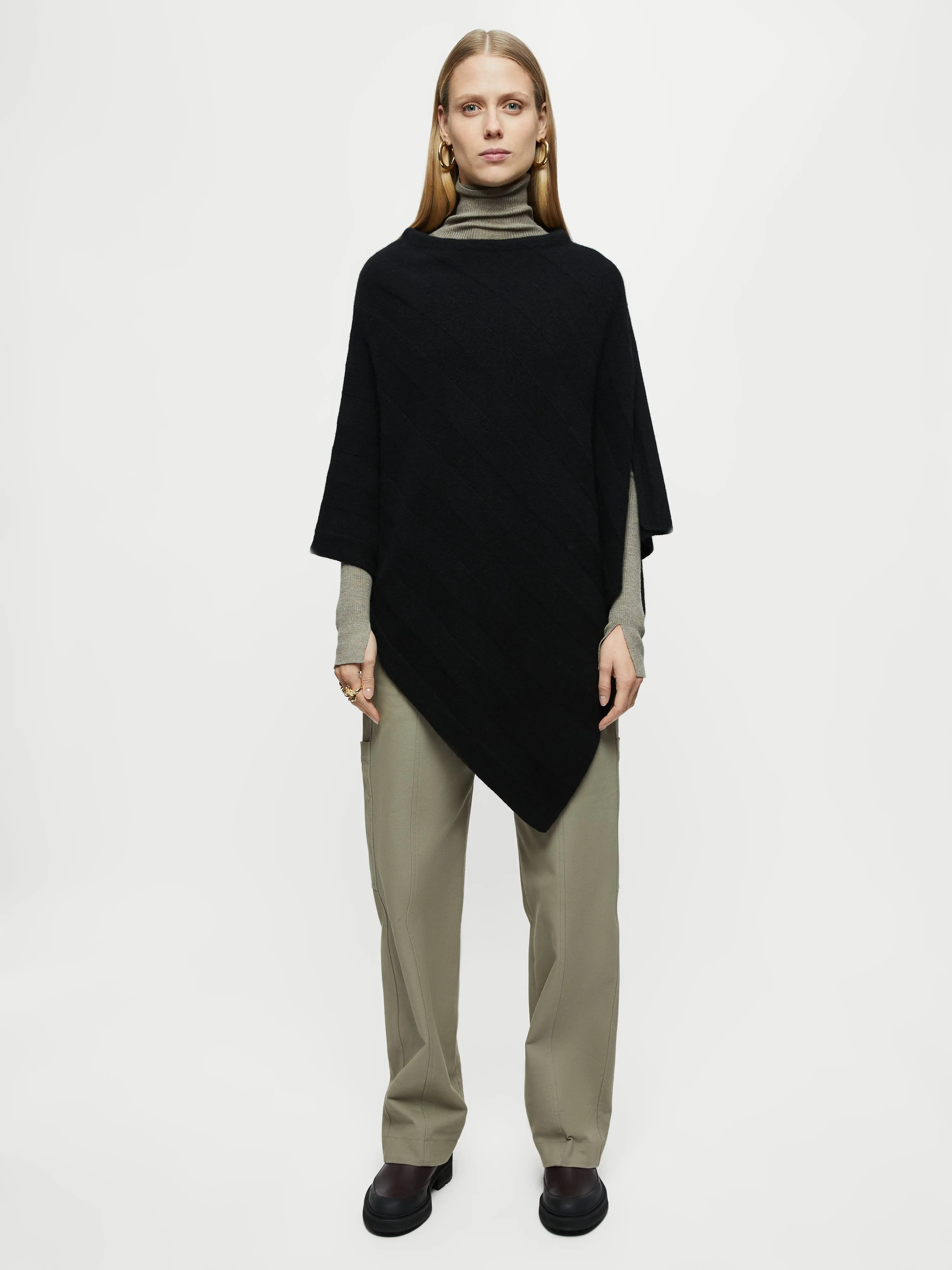 Cashmere Poncho | Black