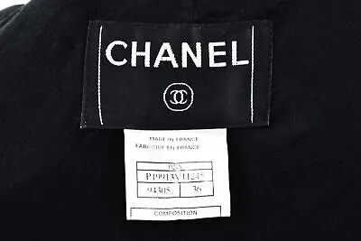 CHANEL - 2002 02A Pearl Button Skirt Suit - Black Blazer Set - CC Zip - 36 US 4