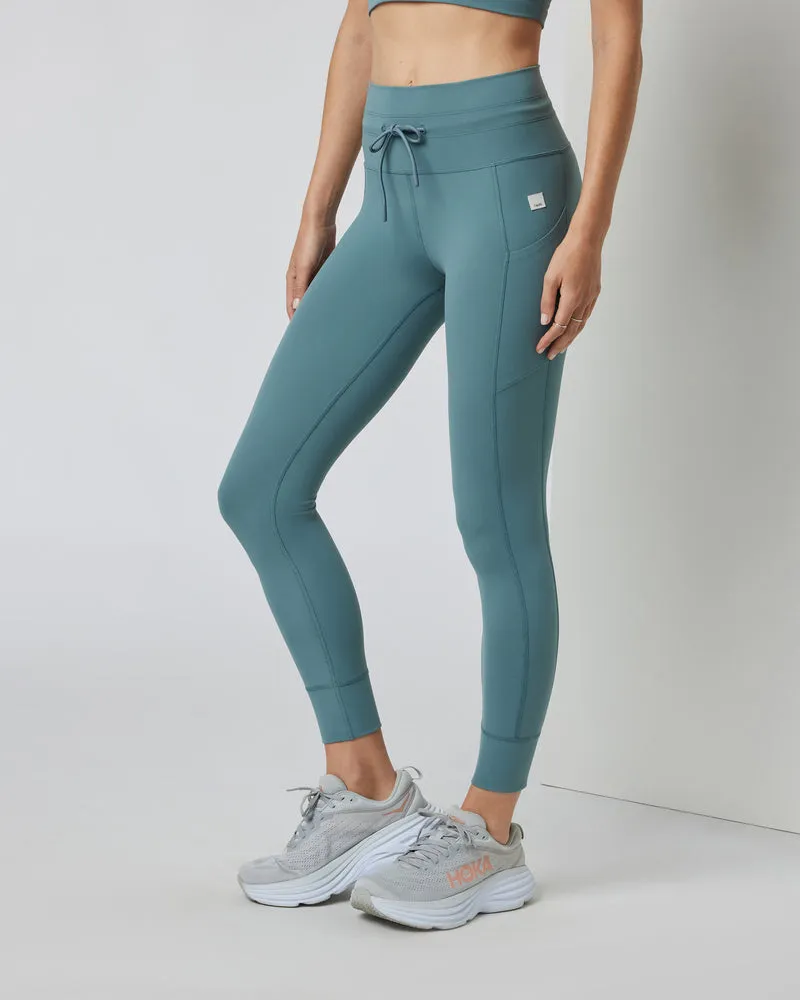 Daily Pocket Legging: Iron