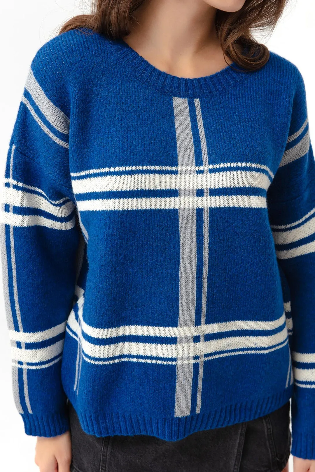 Female Bicycle Neck Plaid Pattern Sweater