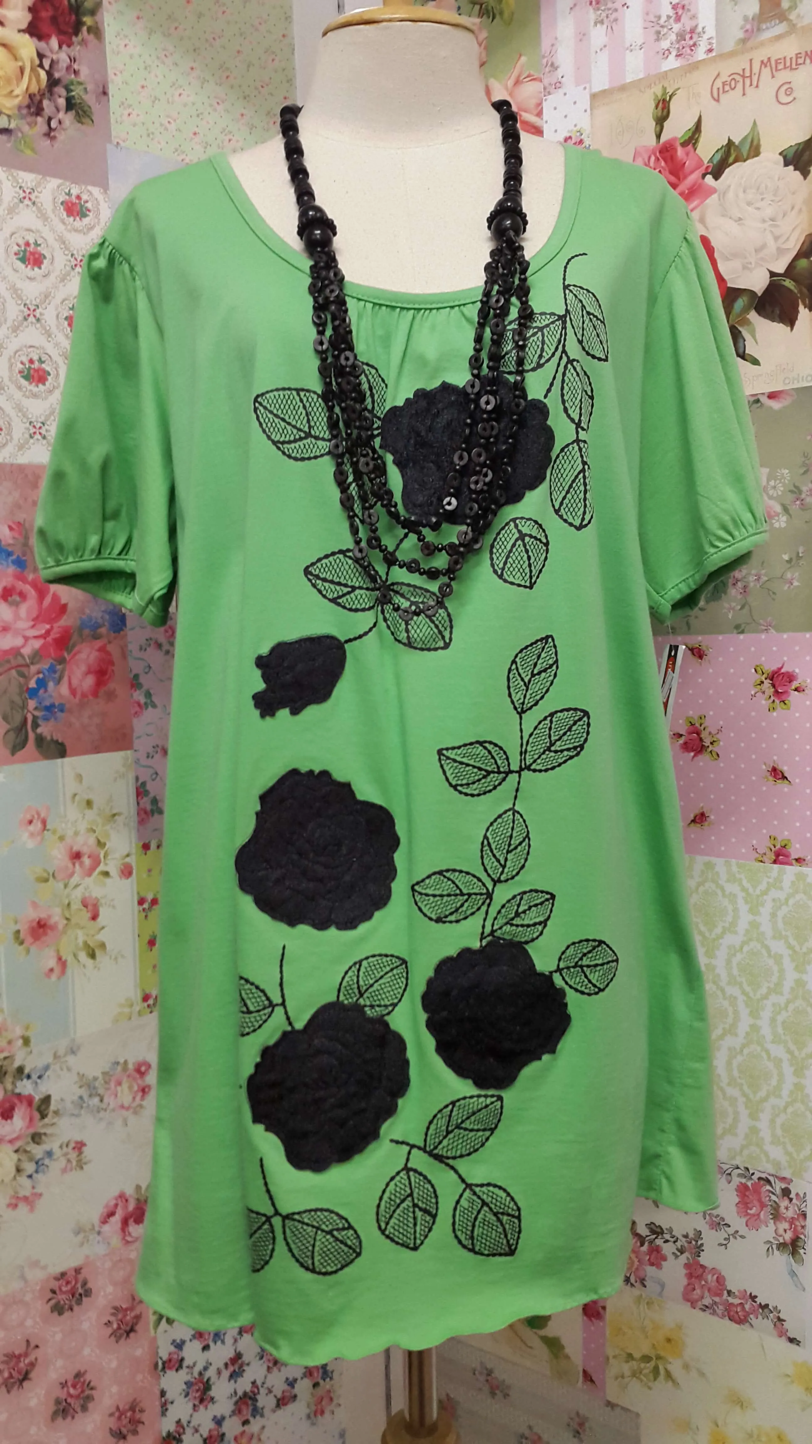 Green & Black Top BK059