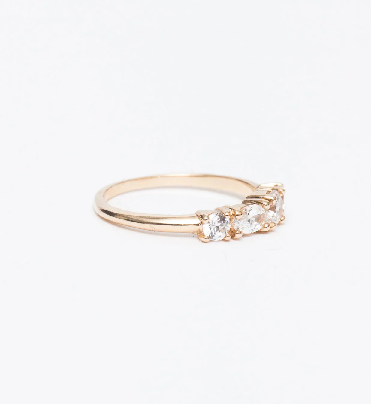 Linear Diamond Ring