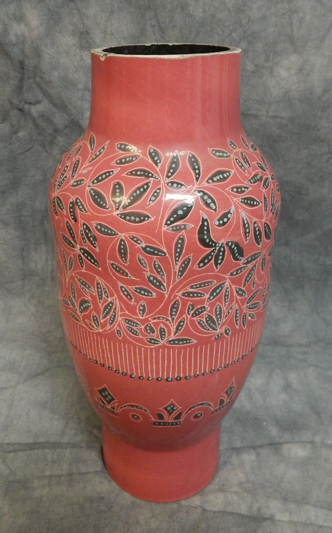 Marmaca Pottery Vase, Rep. of San Marino